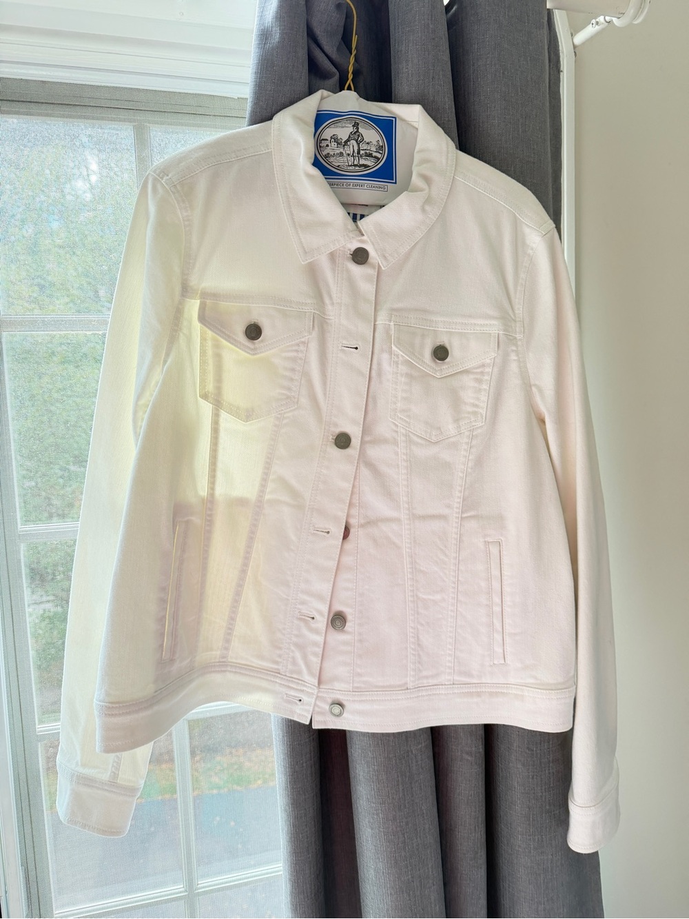 Vineyard Vines Women's White Denim Jacket